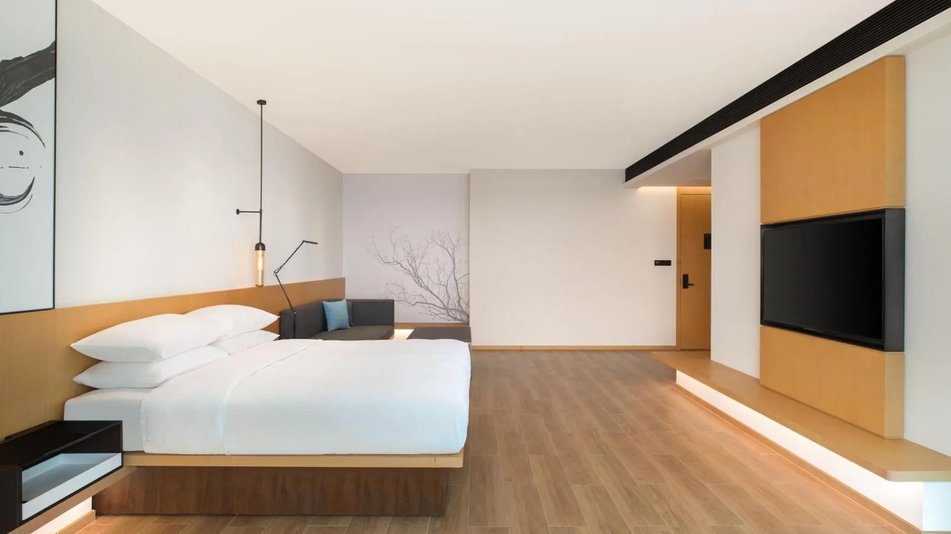 Fairfield By Marriott Shenzhen Bao'An Hotel 4*,